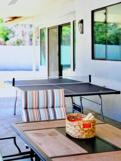 Ferienhaus Prime Location! Hidden Oasis 4 Bedroom 10 Min To Strip Las Vegas